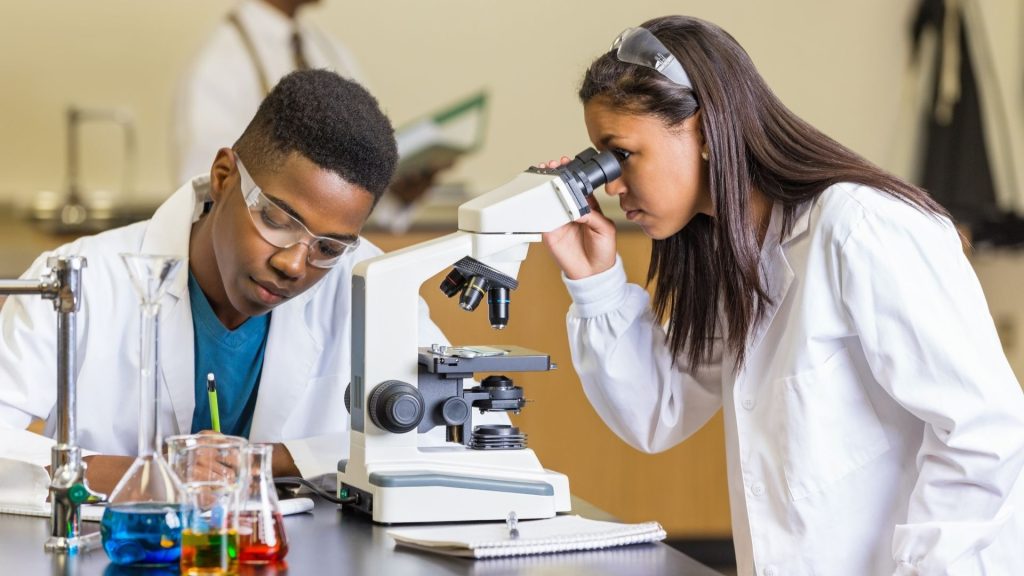 Major biology students